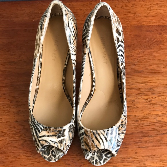 Nine West Animal Print Pumps - Picture 5 of 6